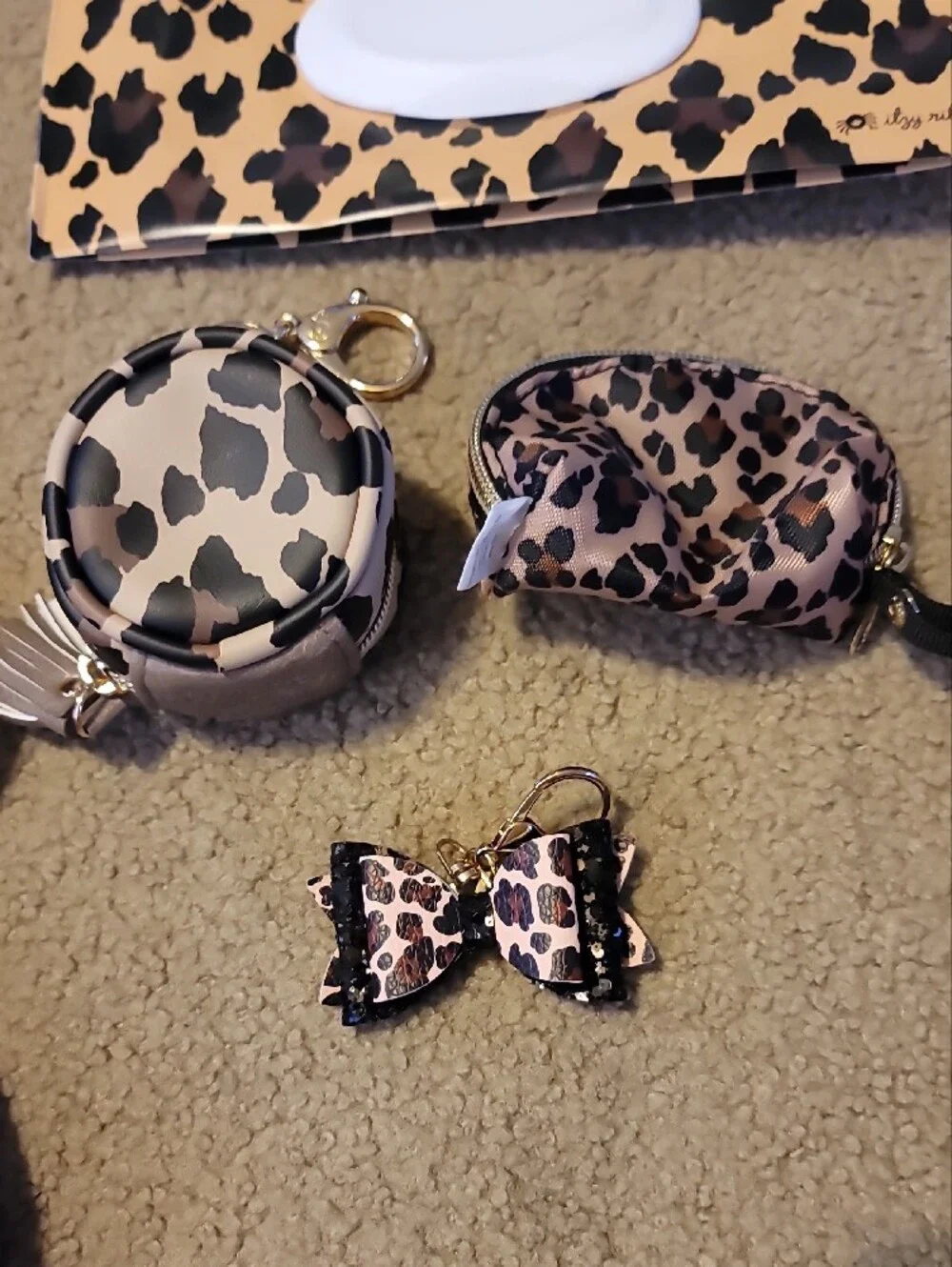 Itzy Ritzy Leopard Print Travel Accessory Set
